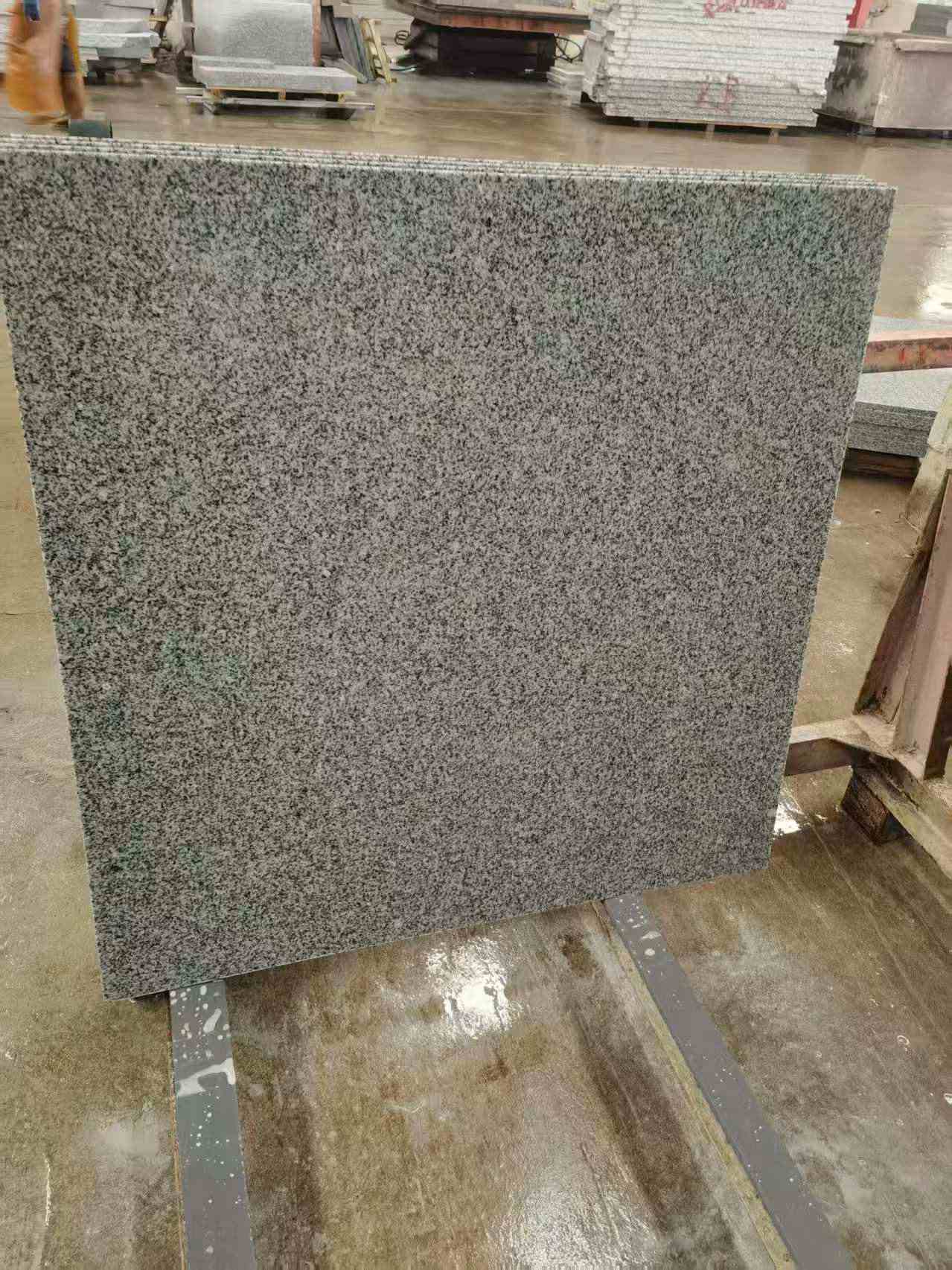 吴忠 芝麻白光面900*900，高地铁标准