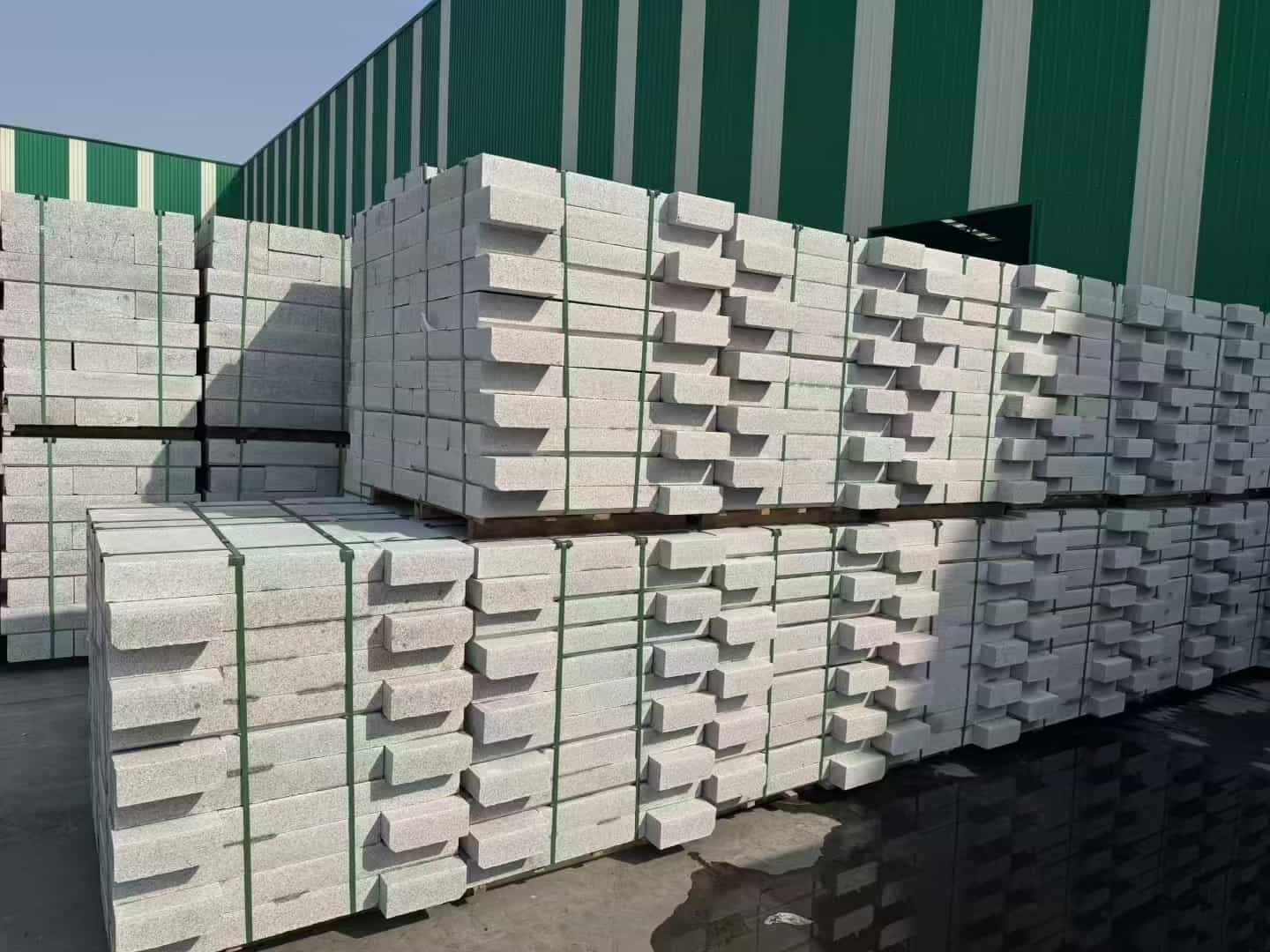 吴忠芝麻白路沿石