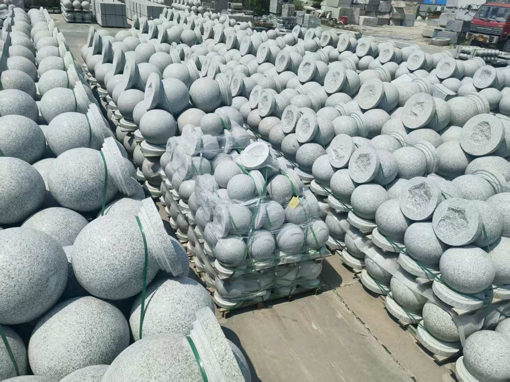 吴忠 花岗岩实心圆球，石球，挡车球，挡车石，车止石，路障石。